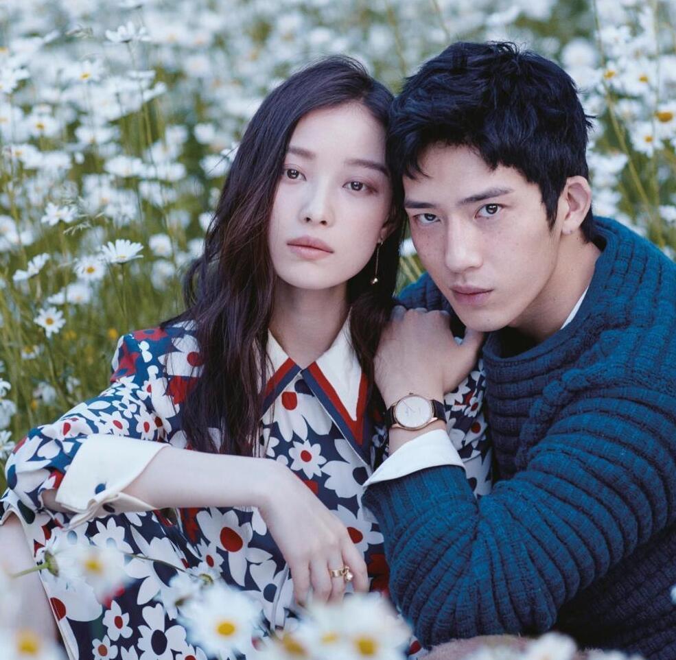 塑料姐妹?网曝倪妮看秀蹭李宇春座位,网友:艳