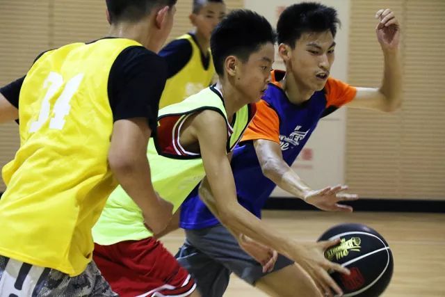 中国青训开启新篇章,马布里携手北大附培养篮球青少年人才