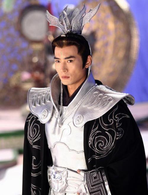 二郎神最贵的兵器不是三尖两刃刀,是他的金弹