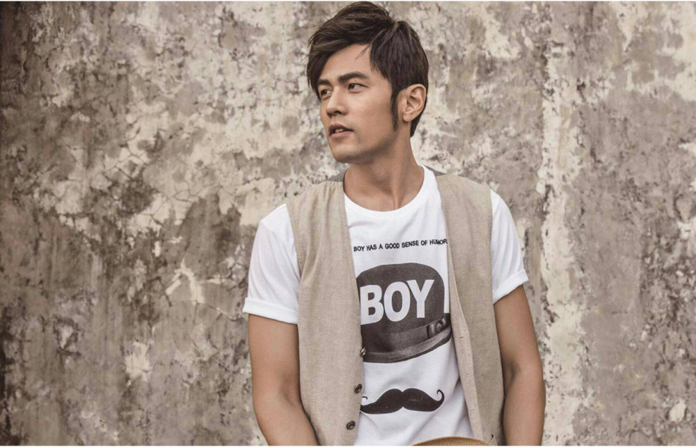 QQ音乐巅峰人气榜华晨宇改编周董的歌第二,网