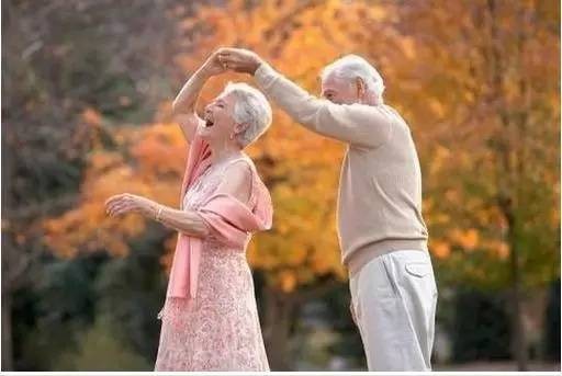 在爱情里,三观正没用,三观合才是硬道理