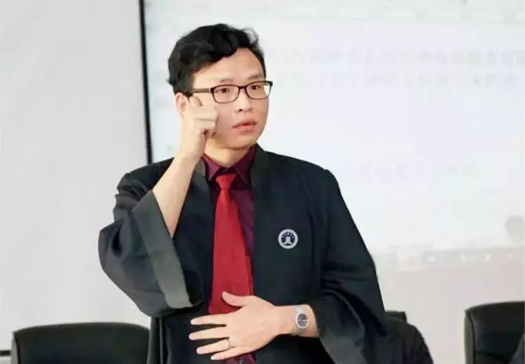 80后小伙霸占了BBC主页,中国唯一一位