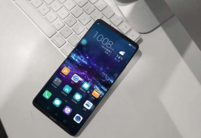 荣耀10拉劳斯莱斯站台,华为Mate10暗自神伤