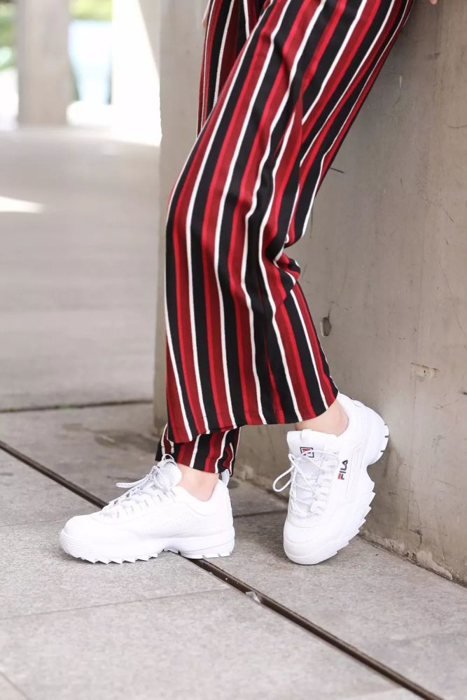 火遍INS的网红运动鞋来了,有种时髦叫作越看