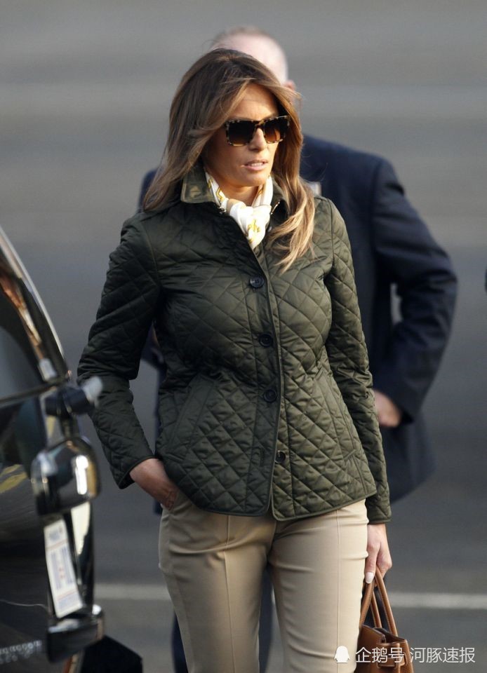 梅拉尼娅将奢侈品穿出"劳保风",手提价值200万名牌包吸睛