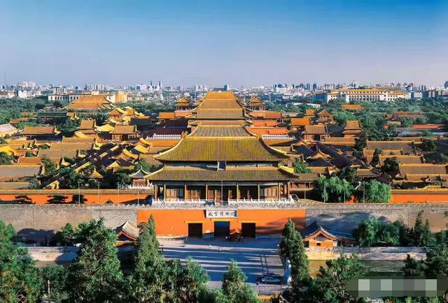 皇帝三宫六院住几个妃子?甄嬛:臣妾住的是经