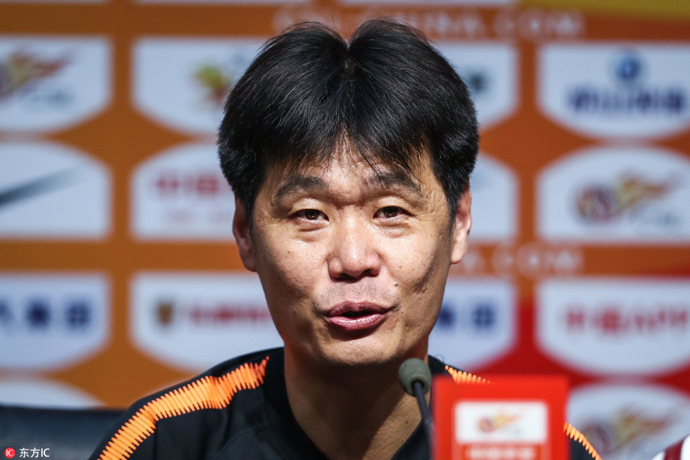 李霄鹏鲁能上港奉献高水平比赛王彤蒿俊闵表现世界级