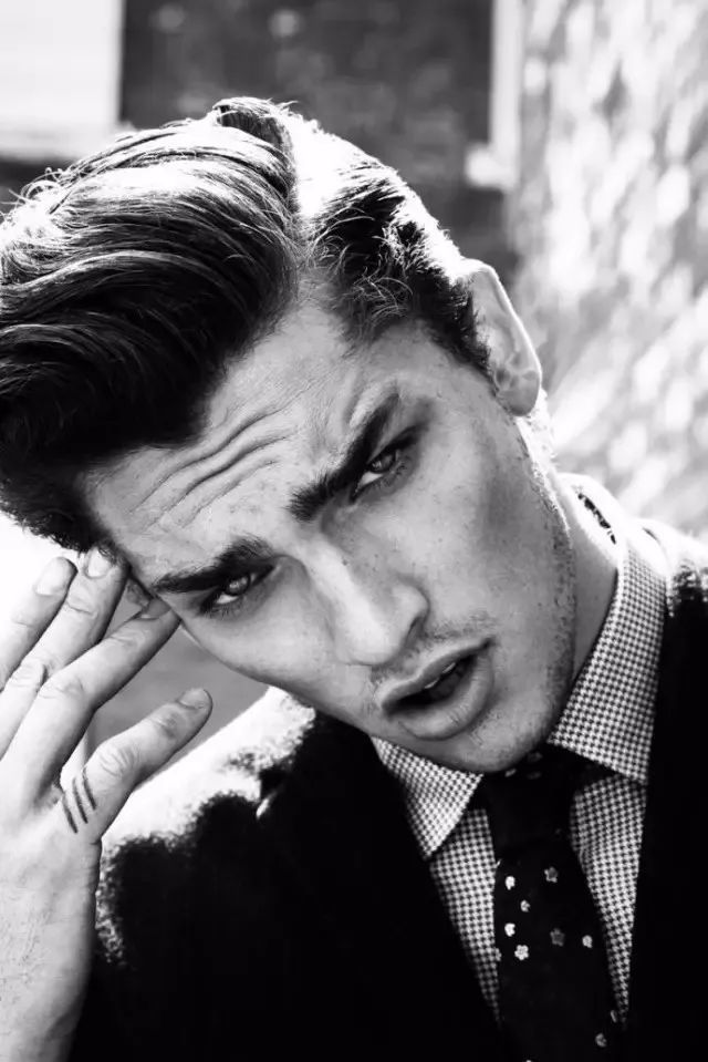 戴美瞳画眼线 为什么你的眼睛还是不好看