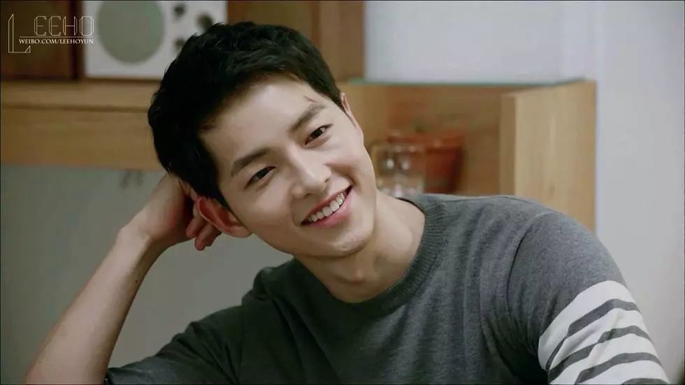 戴美瞳画眼线 为什么你的眼睛还是不好看