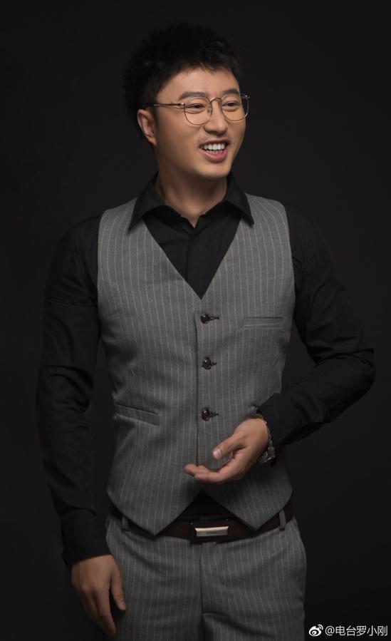 转型相声圈罗小刚参加相声有新人藏玄机