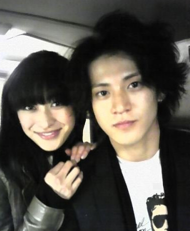 小栗旬爱妻产后被疑精神异常 山田亲太郎 山田优 小栗旬