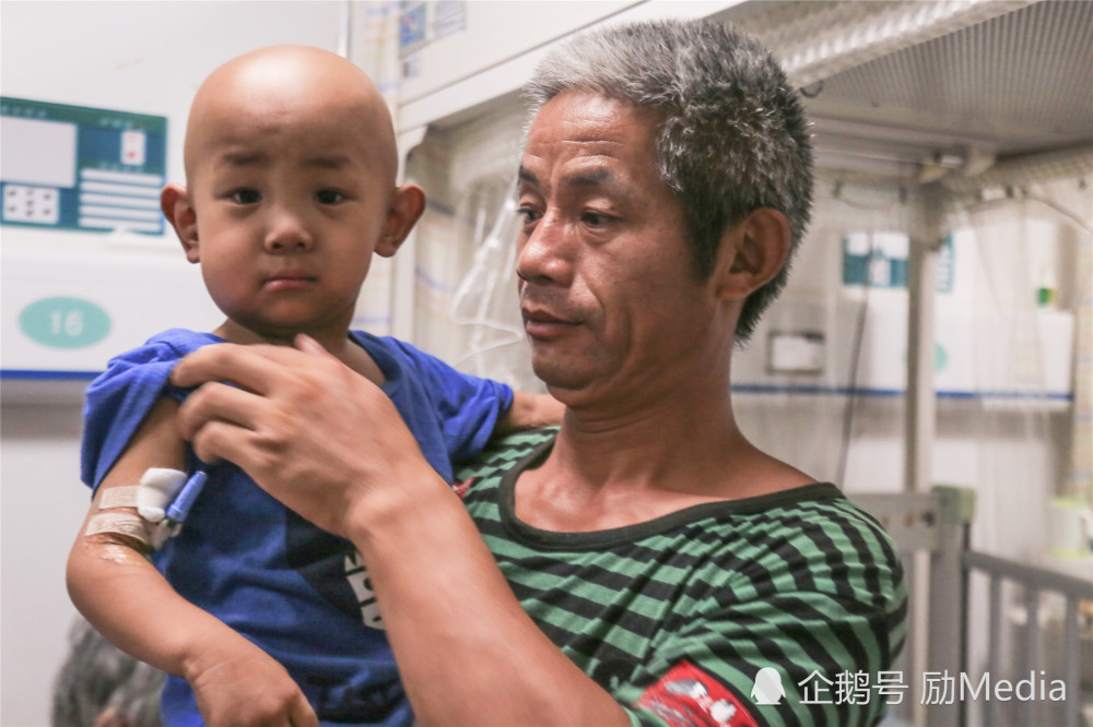 男子被骗婚3次后娶精神病妻子 不孕求医终得子