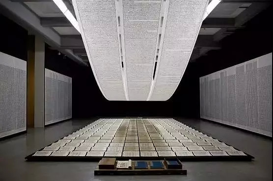 用注射器射墨写字,是受了日本人影响,他们五