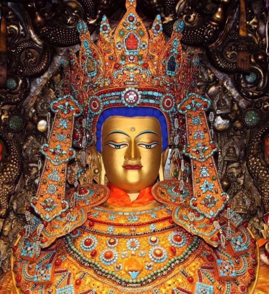 长恨此身多罪障不见如来金色身