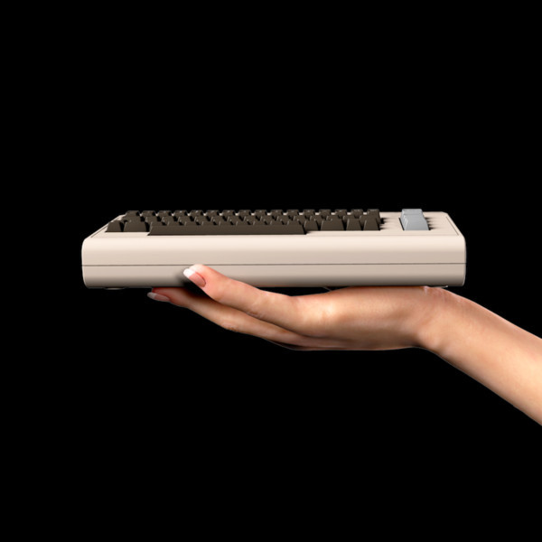 "史上最畅销电脑"C64将以复古游戏机的形式回归-腾讯网