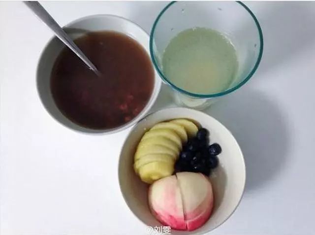 林心如大晒减肥餐,网友:这吃的也太少了