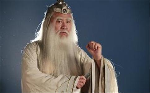 比太上老君更厉害的神是谁?盘古是他化身,三界