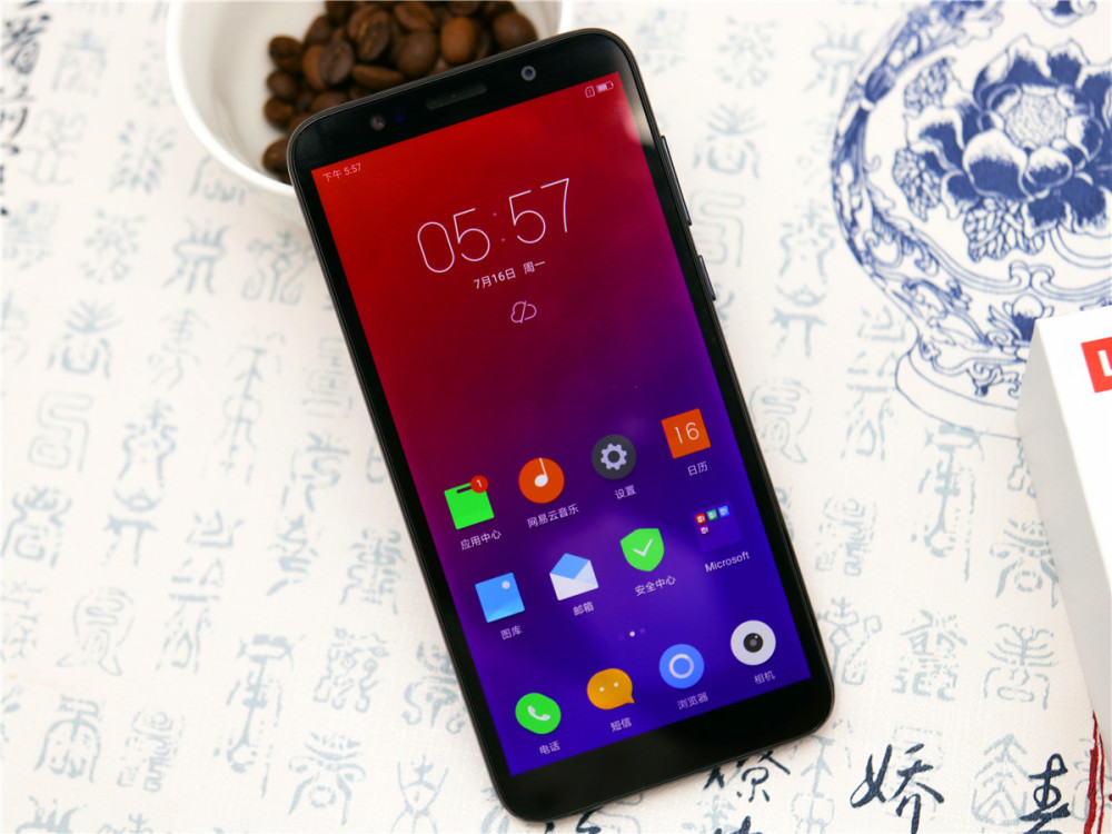 2018下半年新机首发 诺基亚、小米再当价格屠