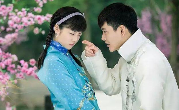 李溪芮跟嘉行和平解约,情商低曾多次爆料热巴