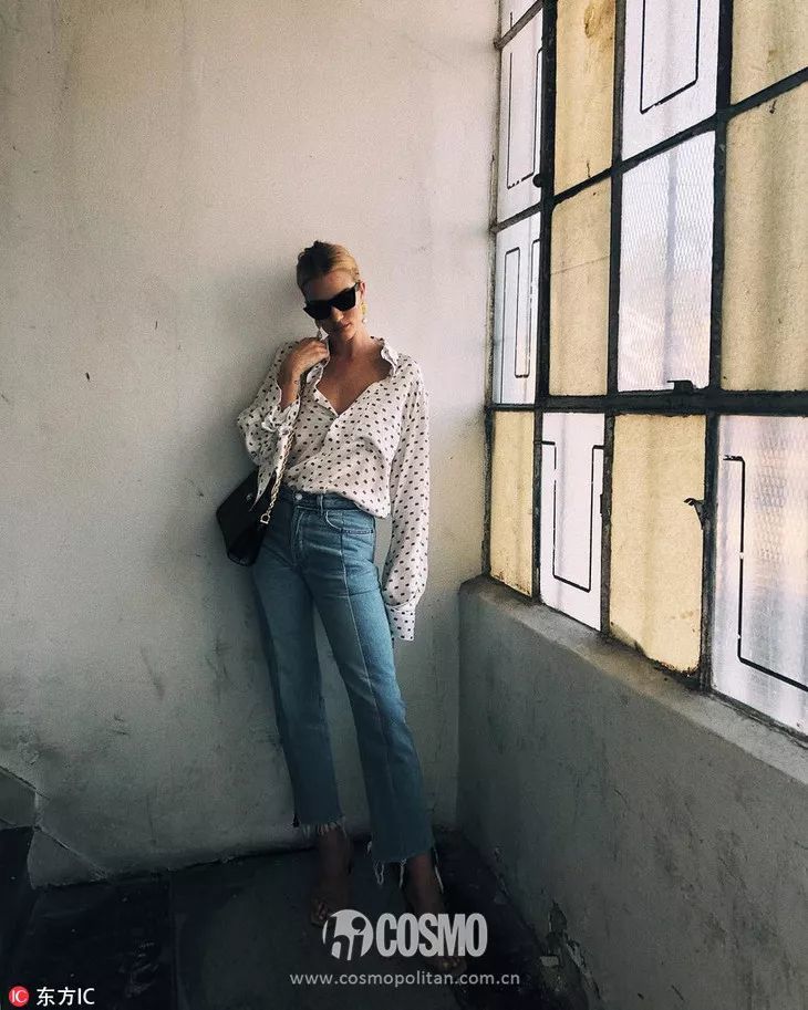 波点的魅力有多大,周韵穿上身的那一刻我就懂