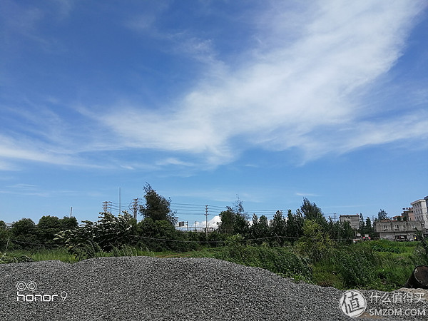 华为P20 PK 荣耀10手机对比:哪款是你的菜