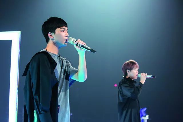 我还年轻 我还年轻--对话明日之子