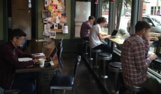 3个吃青春饭的大学专业,30岁前薪资很高,越老