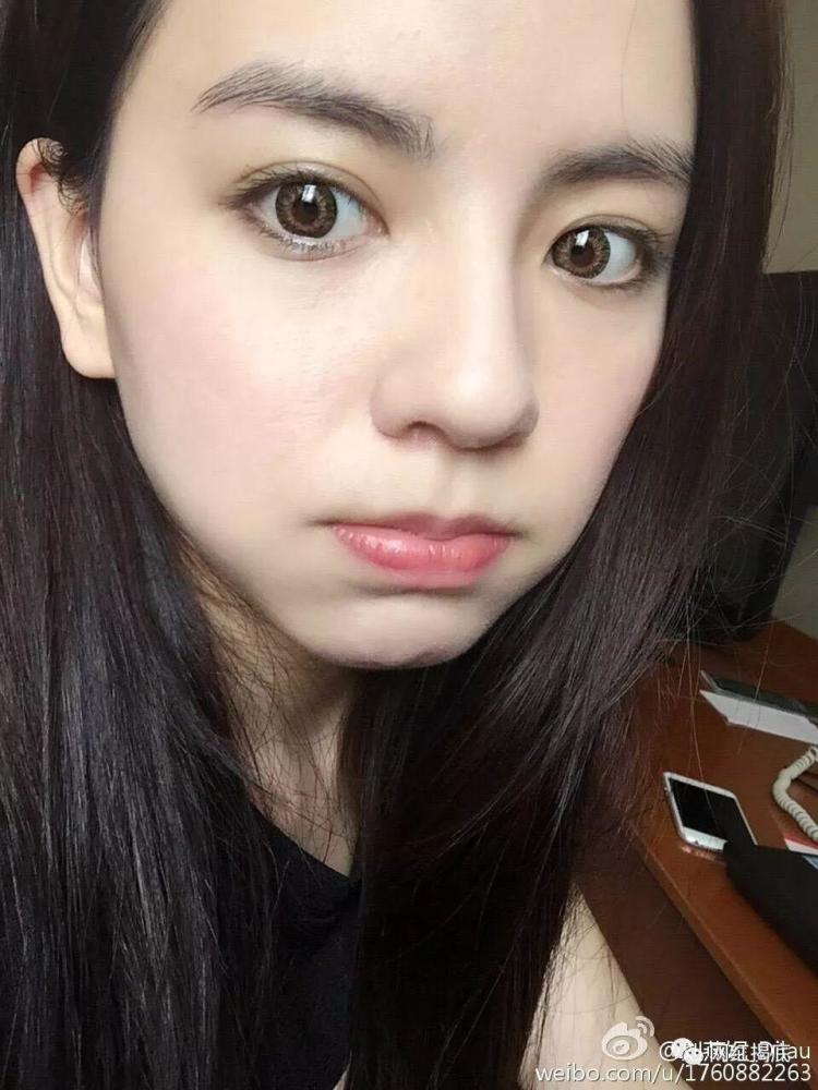 她因插足被取消港姐参选资格,被打伤残后竟踏