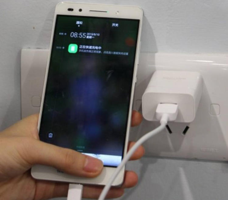 电动滑板车家中充电突然爆炸,这些安全隐患一