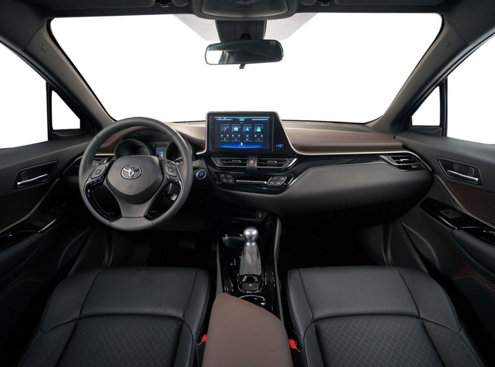 恭喜丰田,全新CHR上市第一个月销量突破10