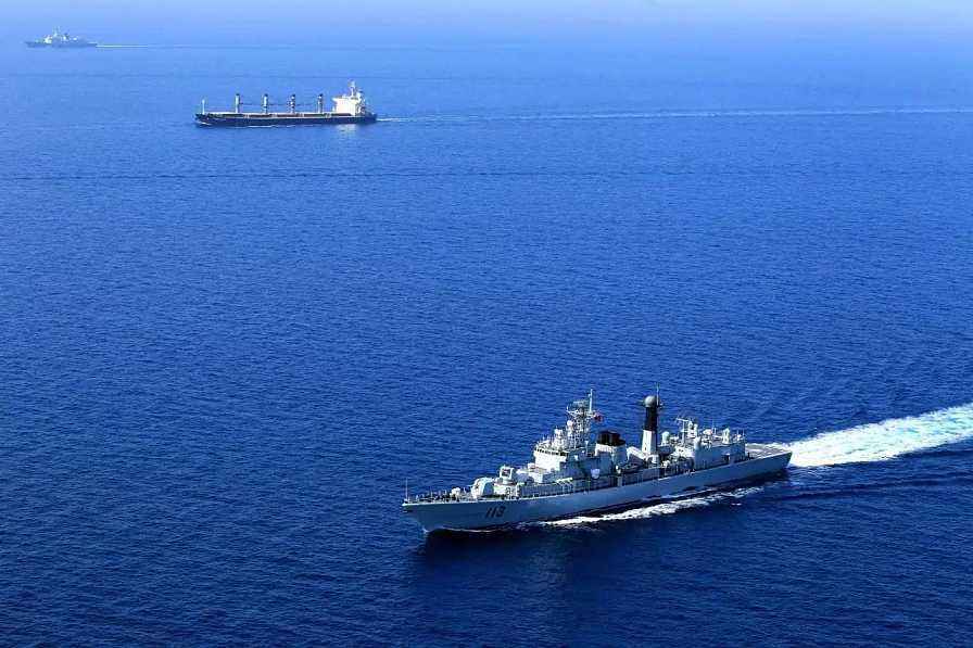 为什么护航舰队只驱离海盗,不击毙他们?情况其