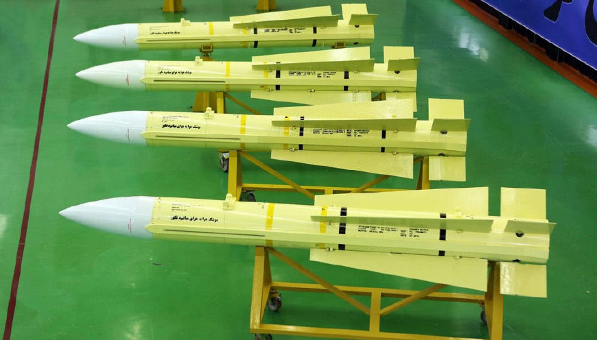 霍尔木兹海峡上空的雄猫:依靠伊朗仿制的不