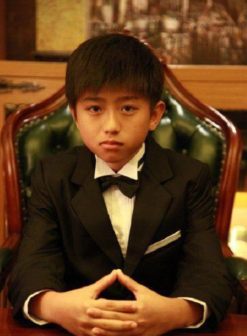 蔡徐坤范丞丞朱正廷等百分九少年团小时候照片