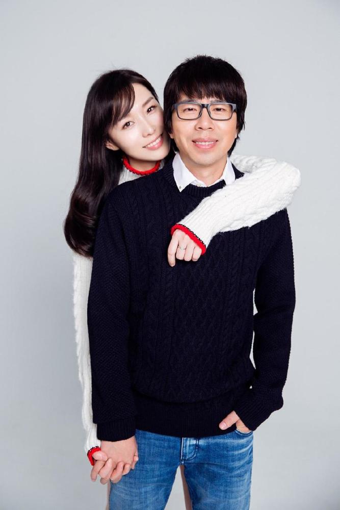 李健妻子是清华博士,高中一见钟情,曾经N次被