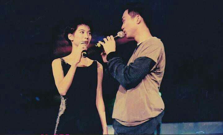 张智霖袁咏仪夫妇出游,结婚17年爱情保鲜依旧