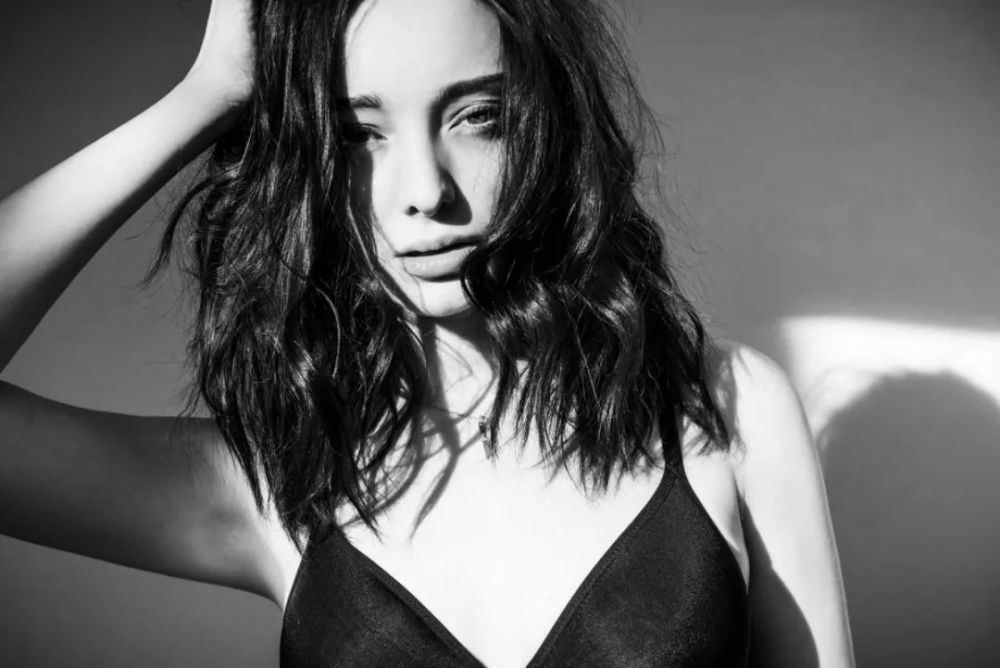 2019性感女星榜登顶!这94年北极星小姐姐当真美上天了