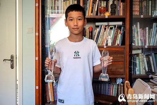 5岁熟背古诗200首,10岁出诗集 青岛这个00后男