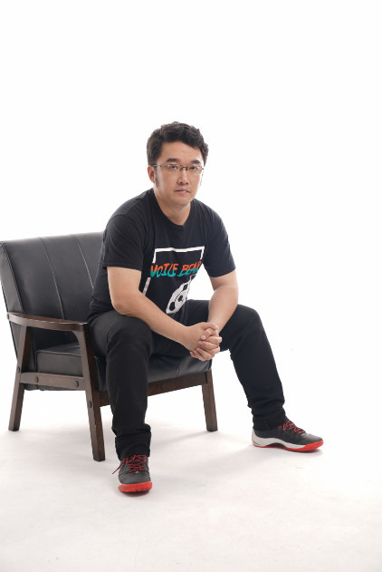 夏磊,中国内地知名配音演员,配音导演,上海人,毕业于中国传媒大学(原