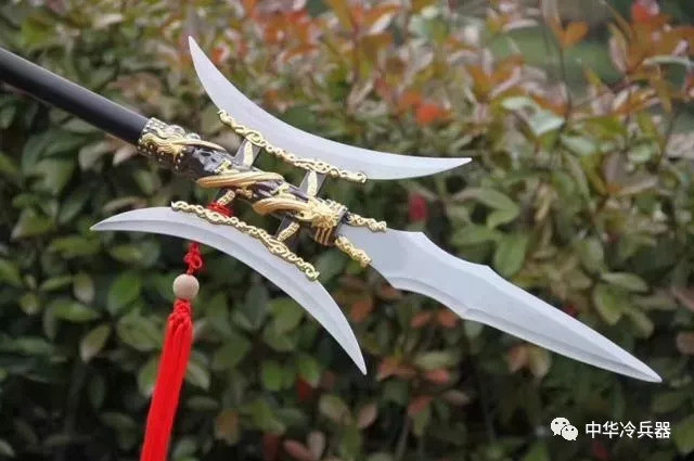 吕布的武器为什么叫方天画戟?方天画戟有多厉害?