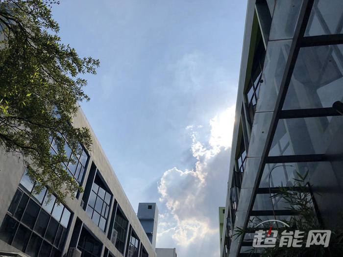 机拍照能比肩微单?iPhone X VS 索尼A7M3给