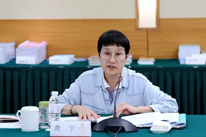 贵州省七五普法中期检查督导