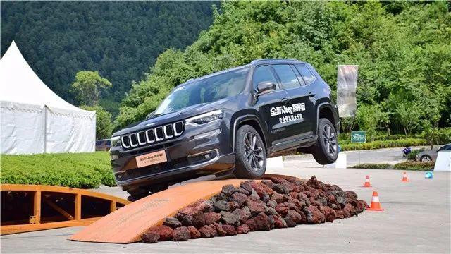 "超级奶爸"换车,有辆jeep指挥官就够了