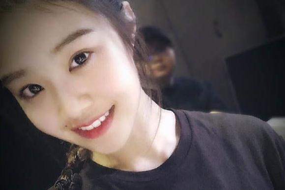 《心动的信号》李君婕是谁,她除了是上戏学生,还是签约艺人!