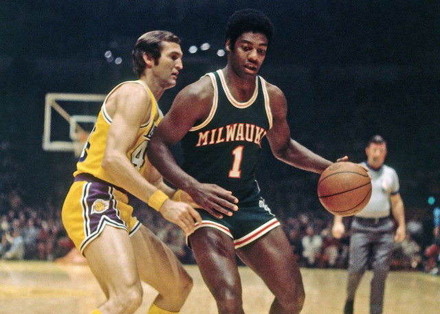 NBA50大巨星之罗伯特森:定义全能球员的黑人