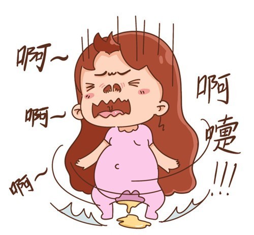 爸爸和儿子玩举高高,却因腰椎间盘突出犯了难