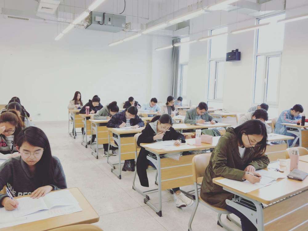 2019年国考,现在开始复习,还来及吗?