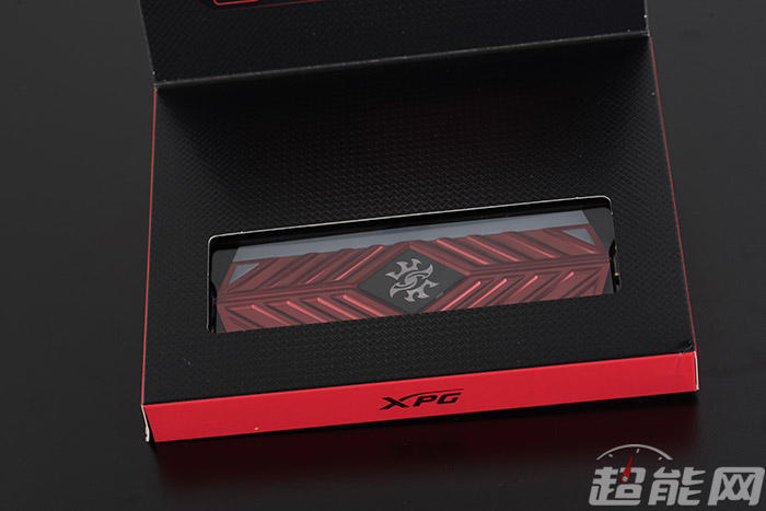 PG龙耀D41 DDR4内存评测:亲民主流的RGB内