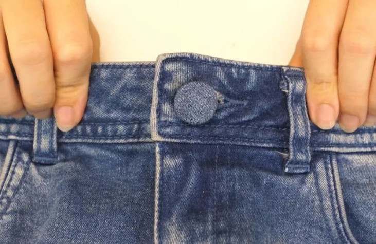 牛仔裤扣子掉了不要扔,30年老裁缝教一招,比原