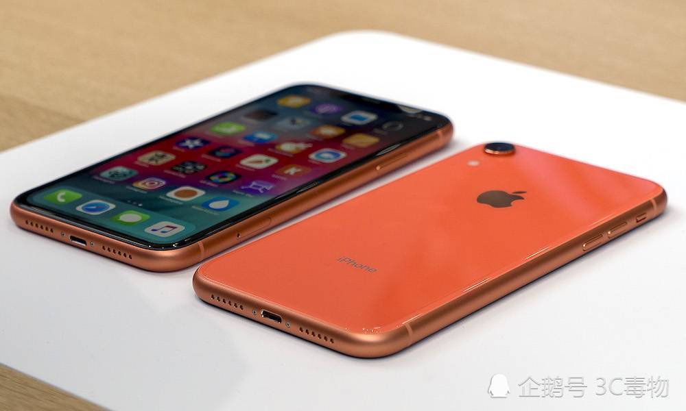 要和小米8探索版一样?钱不够想买iPhoneXR的