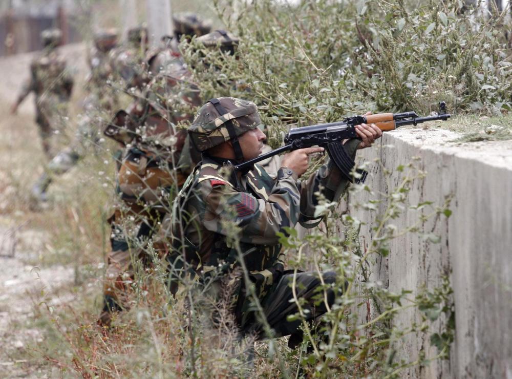 突发!印度军队开火攻击巴基斯坦直升机